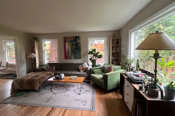 House sit in West Seattle, WA, US