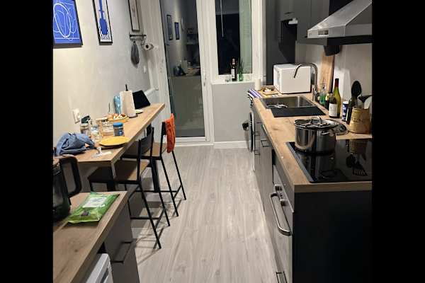 House sit in Marseille, France