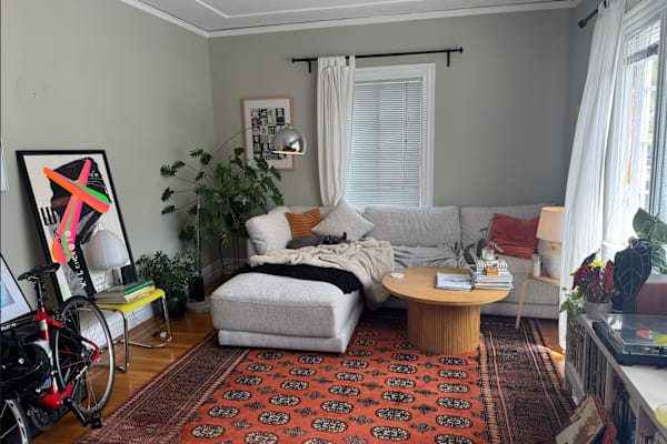 House sit in Oakland, CA, US