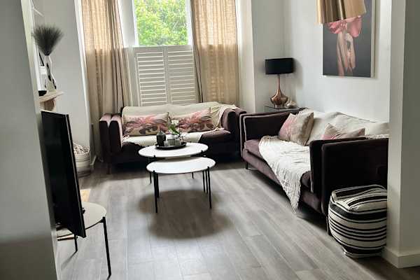 House sit in Clapham, United Kingdom