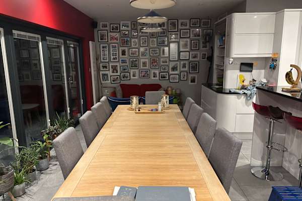 House sit in Chislehurst, United Kingdom