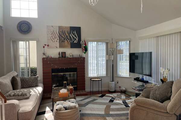 House sit in Fremont, CA, US