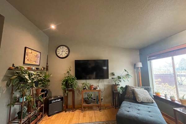 House sit in Bend, OR, US