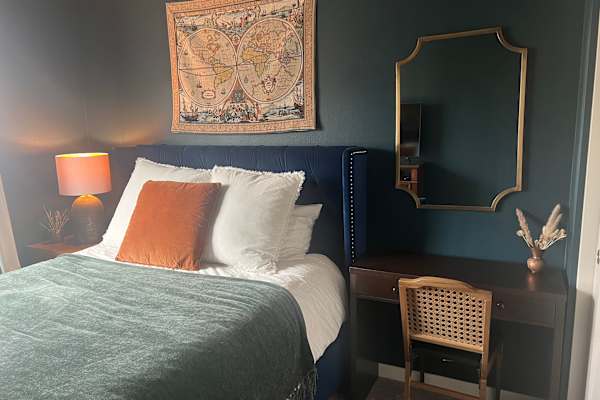 House sit in Redmond, OR, US