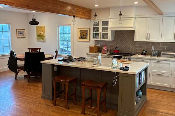 House sit in El Cerrito, CA, US