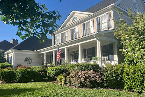 House sit in Crozet, VA, US