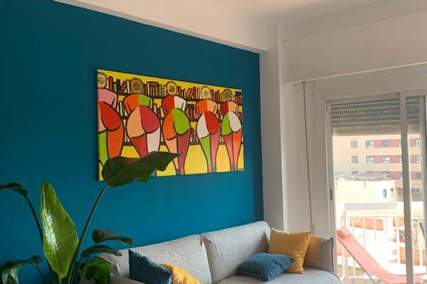 House sit in Barcelona, Spain