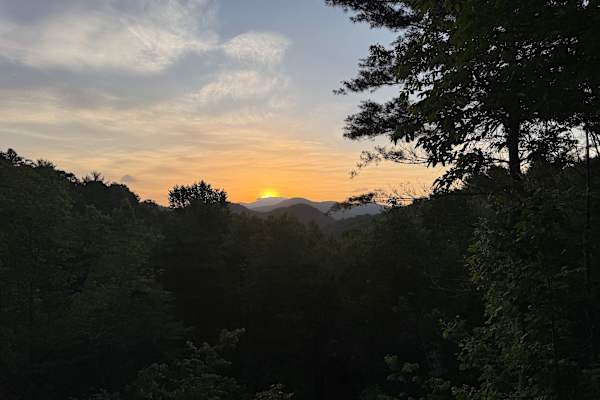 House sit in Clayton, GA, US