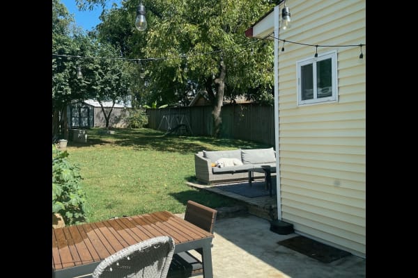 House sit in Nashville, TN, US
