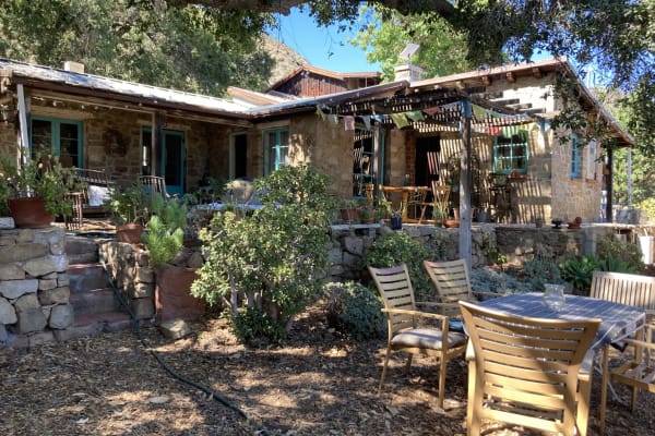 House sit in Ojai, CA, US