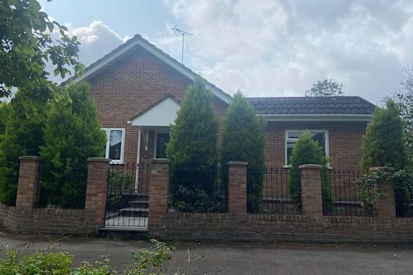 House sit in Henley on Thames, United Kingdom