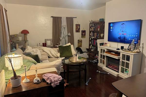 House sit in San Diego, CA, US