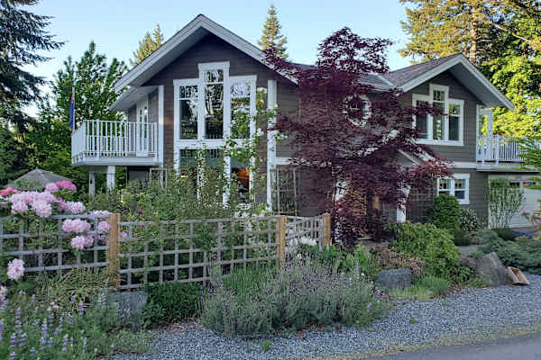 House sit in Nanaimo, BC, Canada