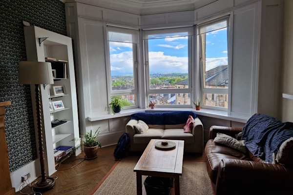 House sit in Glasgow, United Kingdom