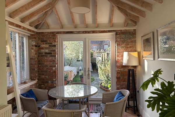 House sit in Emsworth, United Kingdom