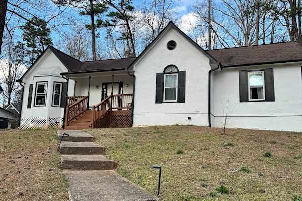 House sit in Atlanta, GA, US