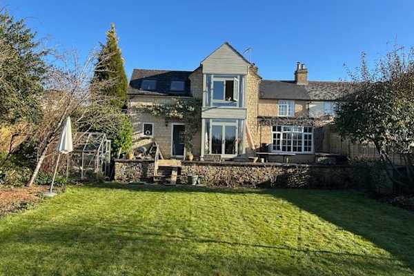 House sit in Charlbury, United Kingdom