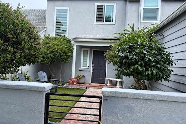 House sit in Carlsbad, CA, US