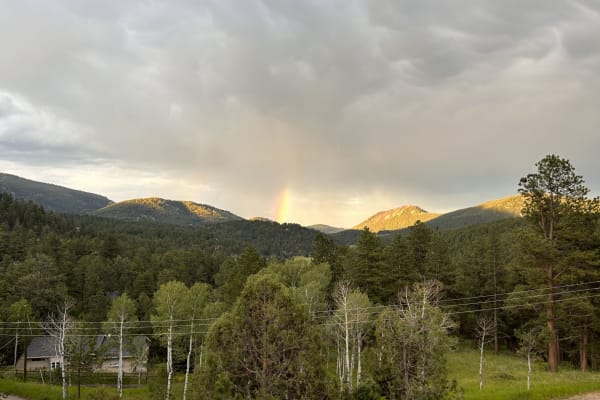 House sit in Evergreen, CO, US