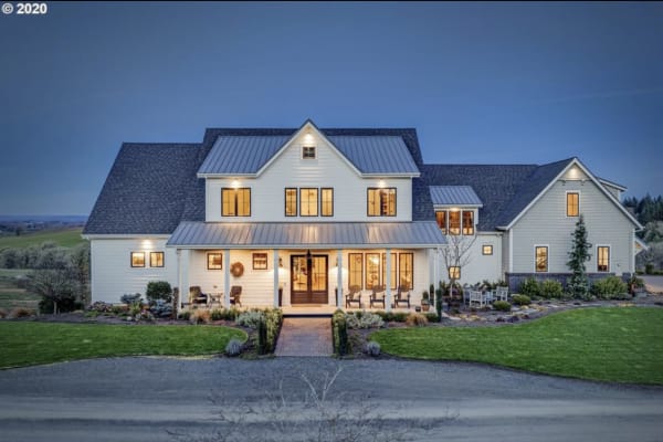 House sit in McMinnville, OR, US