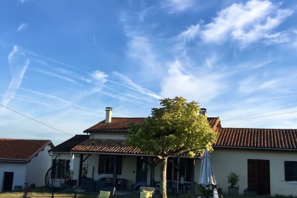House sit in Aubeterre-sur-Dronne, France