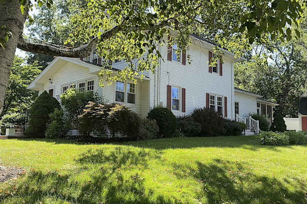 House sit in Grafton, MA, US