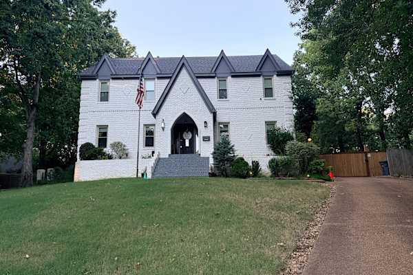 House sit in Memphis, TN, US