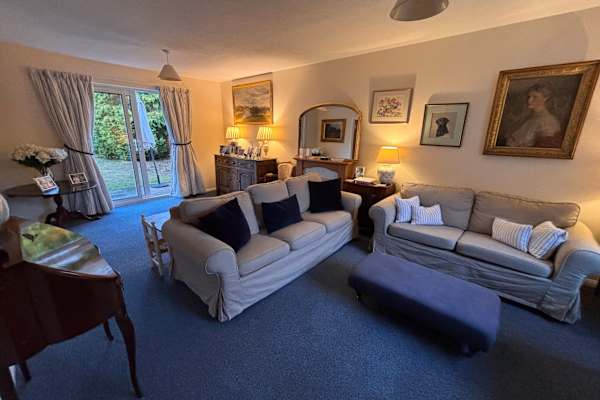 House sit in Watchfield, United Kingdom