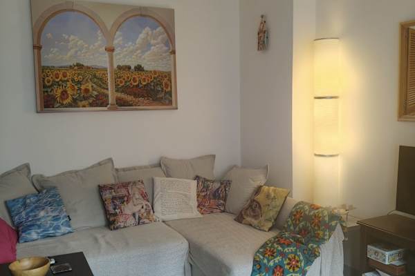 House sit in La Spezia, Italy