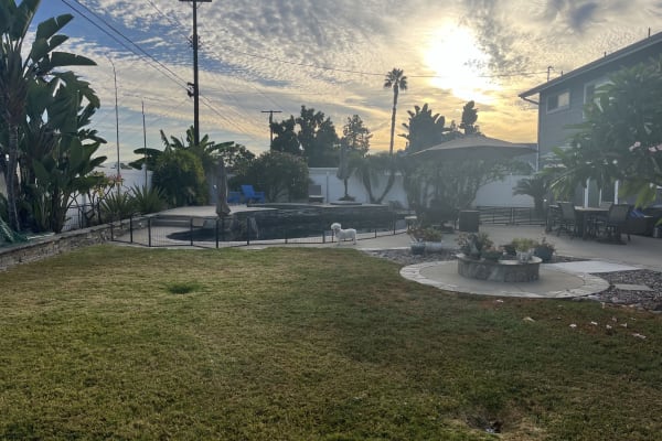 House sit in Fullerton, CA, US