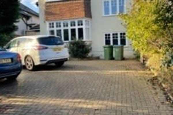 House sit in Richmond, United Kingdom