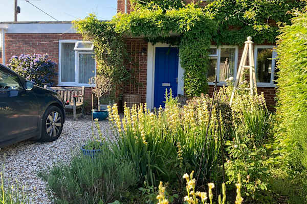 House sit in Midhurst, United Kingdom