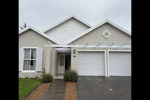 House sit in Paarl, South Africa