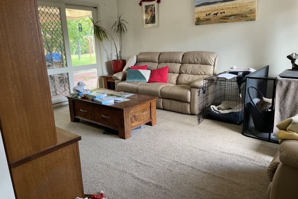 House sit in Upper Diamond Creek, VIC, Australia