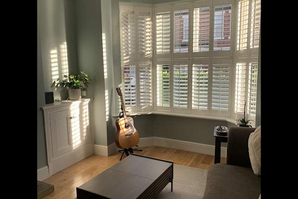 House sit in Sale, United Kingdom