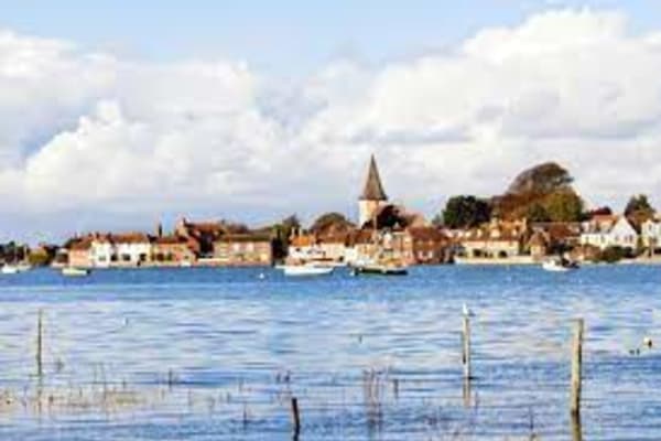 House sit in Bosham, United Kingdom