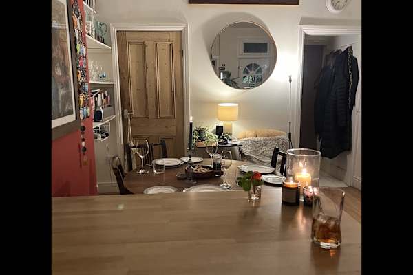 House sit in Sheffield, United Kingdom