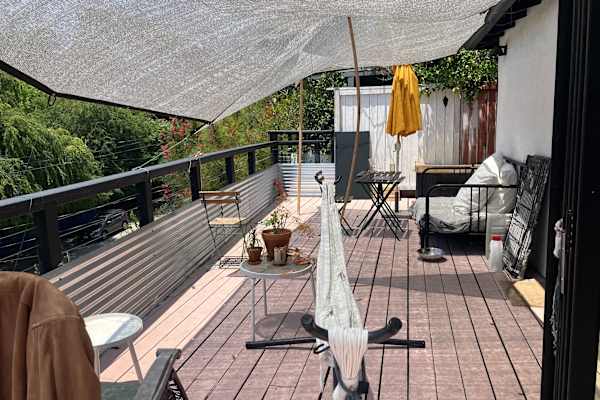 House sit in Los Angeles, CA, US