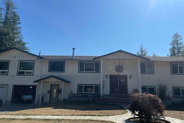 House sit in Buckley, WA, US