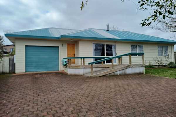 House sit in Taupo, New Zealand