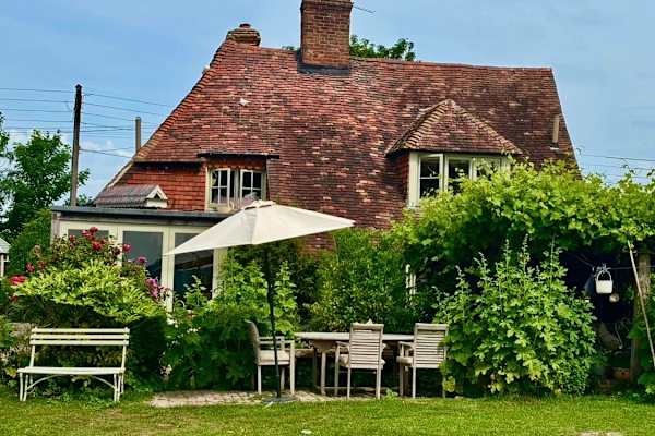 House sit in Alfriston, United Kingdom