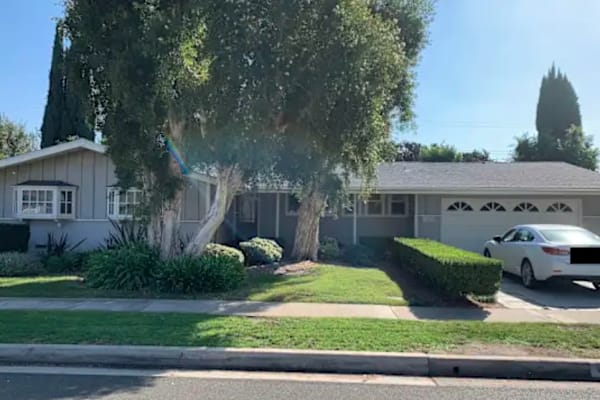 House sit in Tustin, CA, US