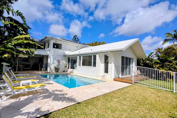 House sit in Caloundra, QLD, Australia