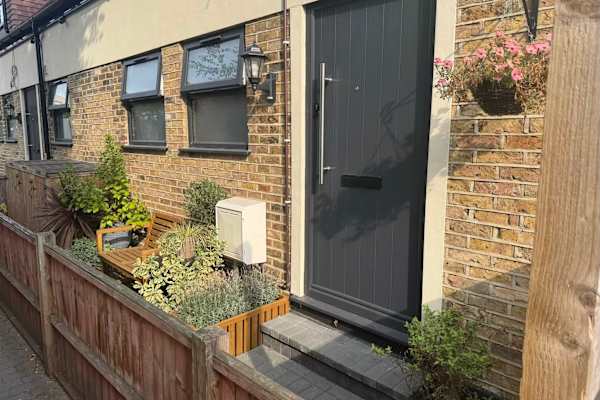 House sit in London, United Kingdom