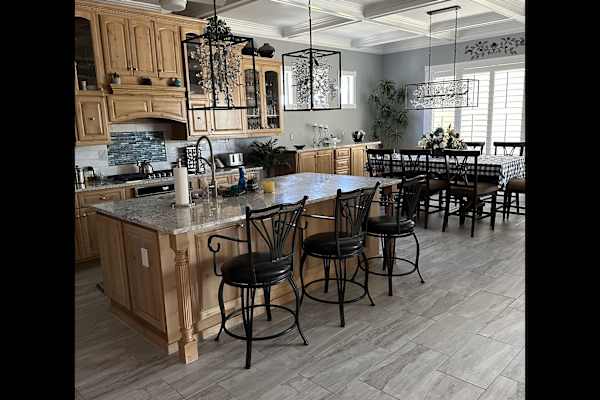 House sit in Phoenix, AZ, US