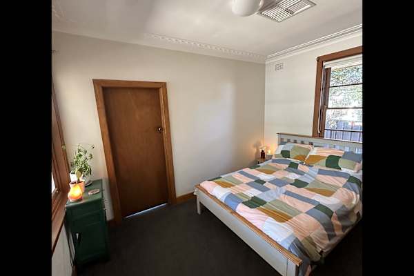 House sit in Coolamon, NSW, Australia