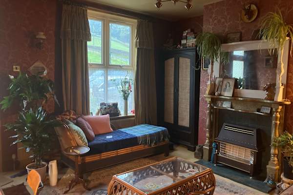 House sit in Marsden, United Kingdom