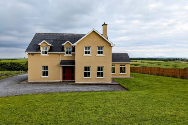 House sit in Kanturk, Ireland