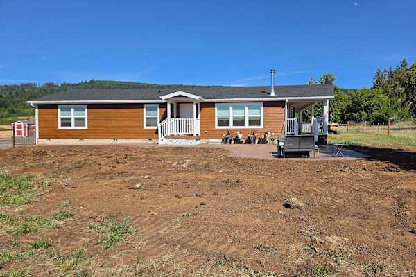 House sit in Roseburg, OR, US