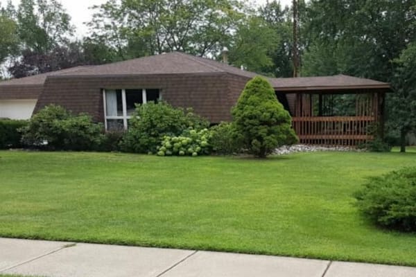 House sit in Fennville, MI, US